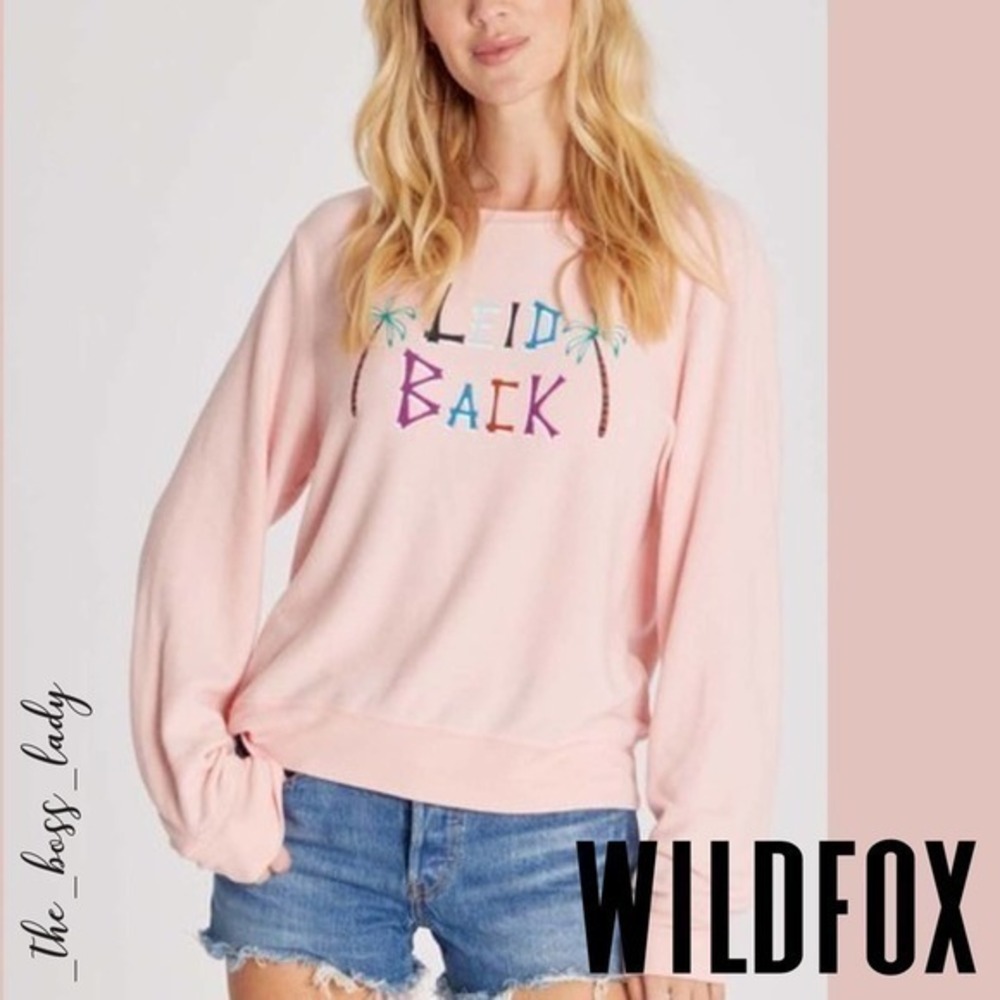 WILDFOX sweatshirt Medium sweater